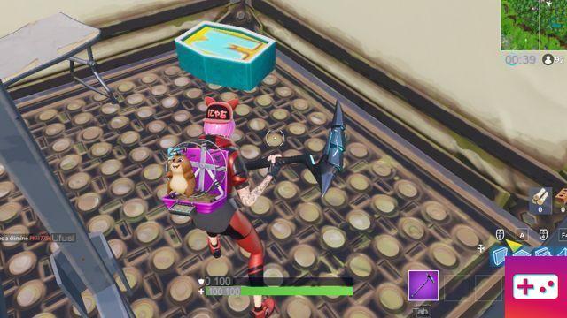Fortnite: Week 4 Challenge Step 3: Search for the letter M in Dusty Divot